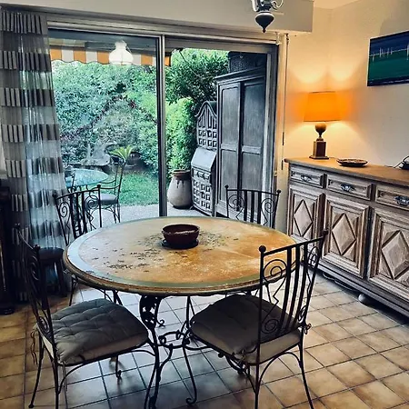 Avec Jardin   le Méridien  * Sainte-Maxime